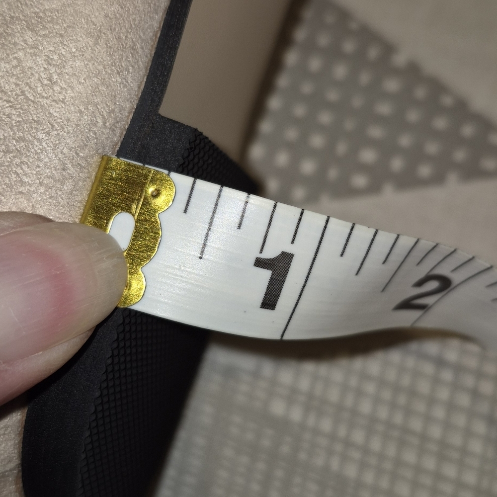 Elegant Beige Women's Shoes with Pearl Detailing - Picture 10 of 14